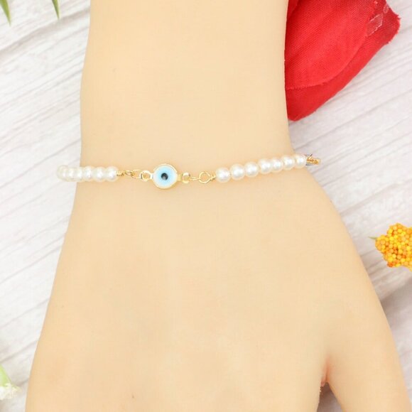 "Trendy Handmade Bracelet – A Thoughtful Gift for Girls & Women | UNVRC1455 - Picture 9 of 10